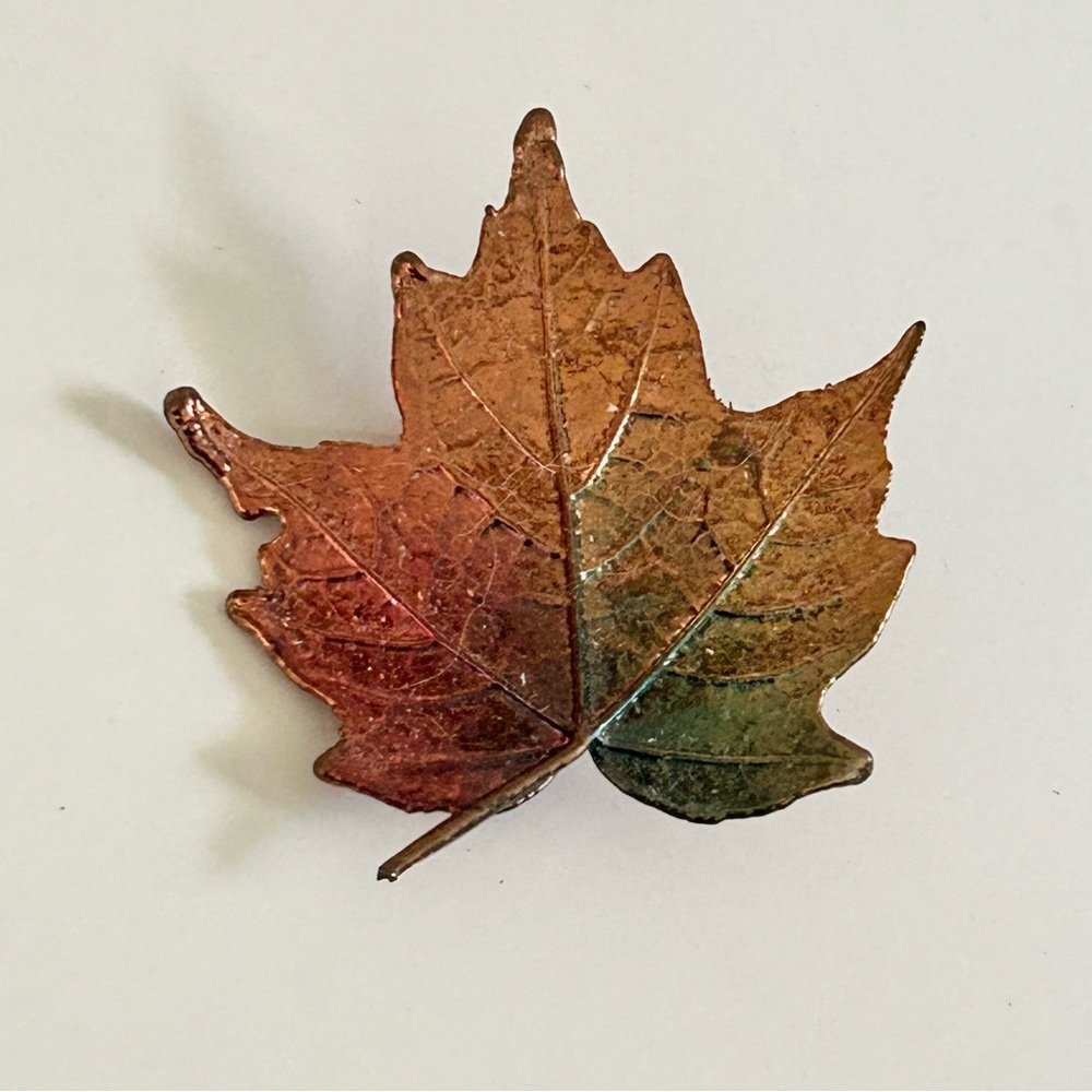 Vintage Autumn Fall Brooch Copper Toned Leaf Pin